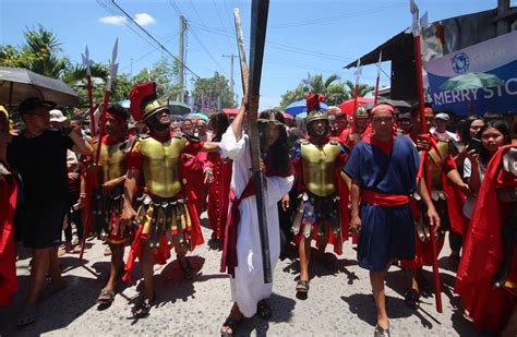Good Friday crucifixions at San Pedro Cutud, .